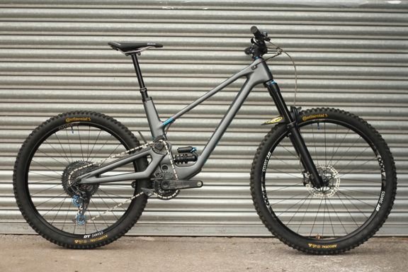 2022 Forbidden Druid MX - Size Large